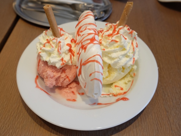 メレンゲとアイスのセット