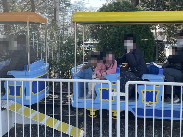 おとぎ列車
