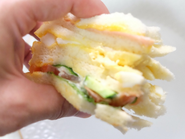 贅沢食いの様子