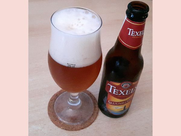 Texels Skuumkoppeの瓶ビール