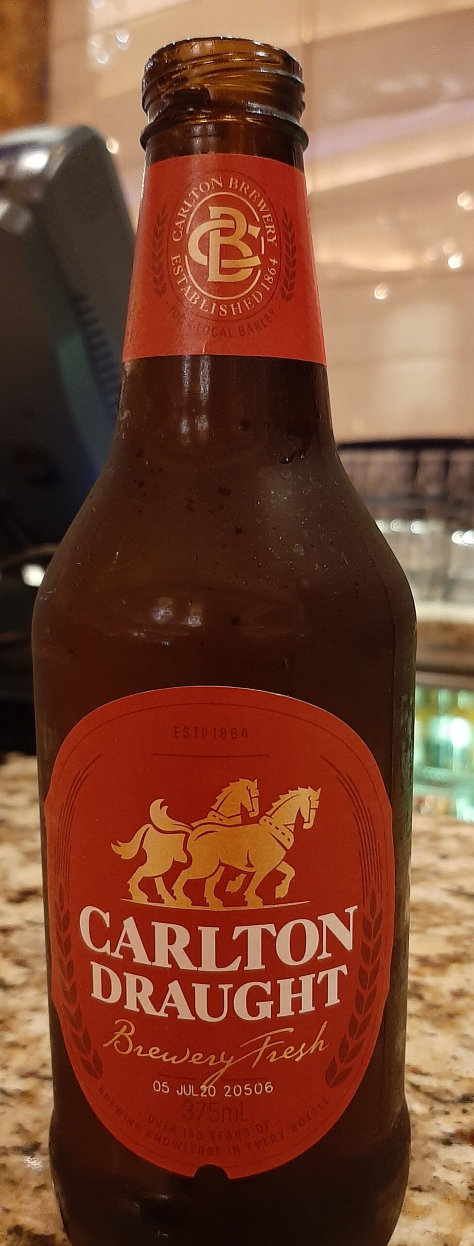 Carlton Draught（カールトンドラフト）375mLボトル