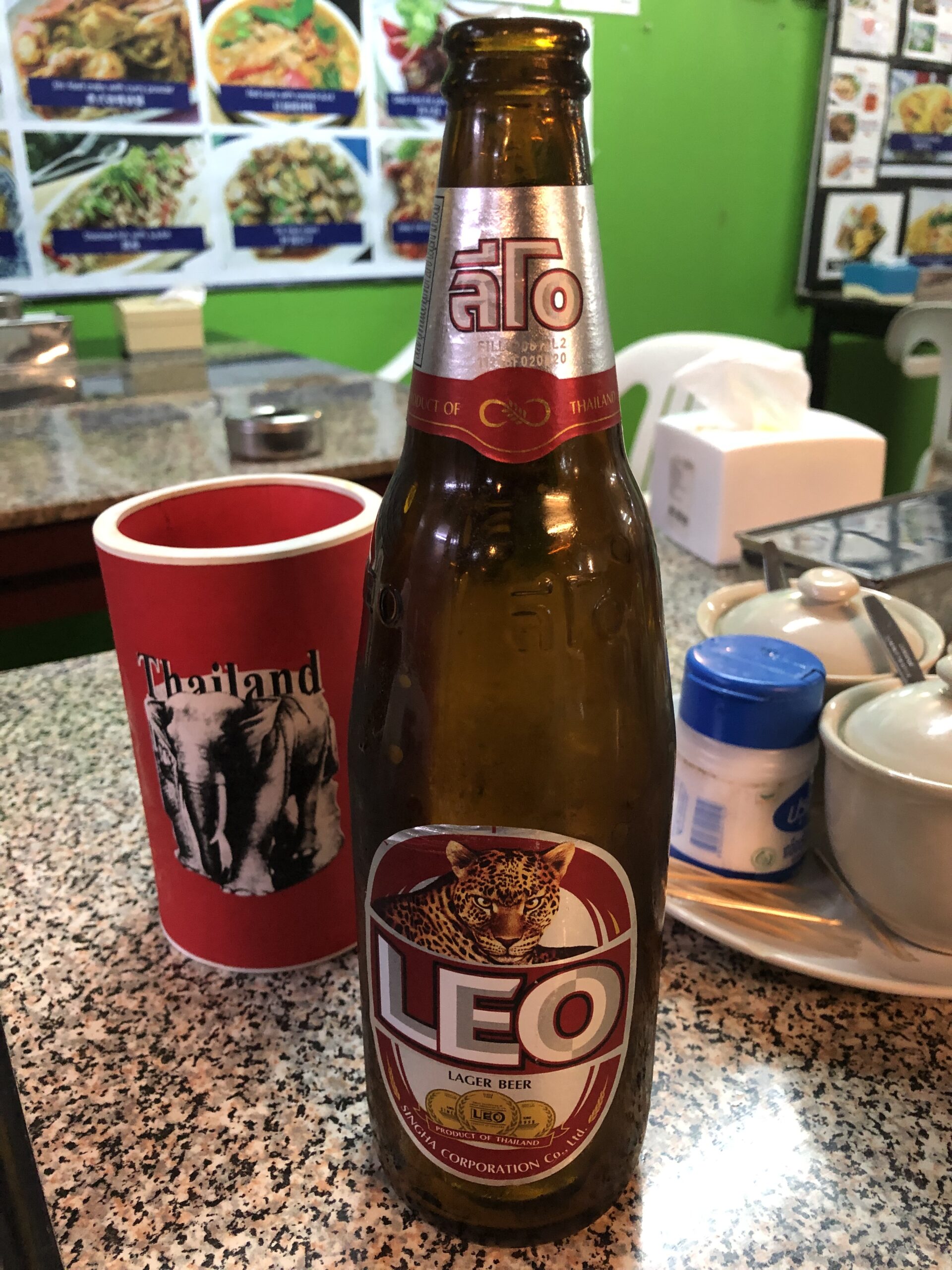 レオビール（Leo Beer）の缶
