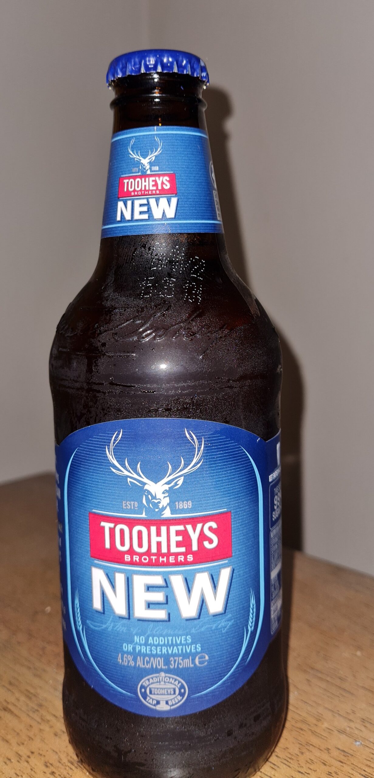 Tooheys New（トゥーヒーズ ニュー）375mLボトル